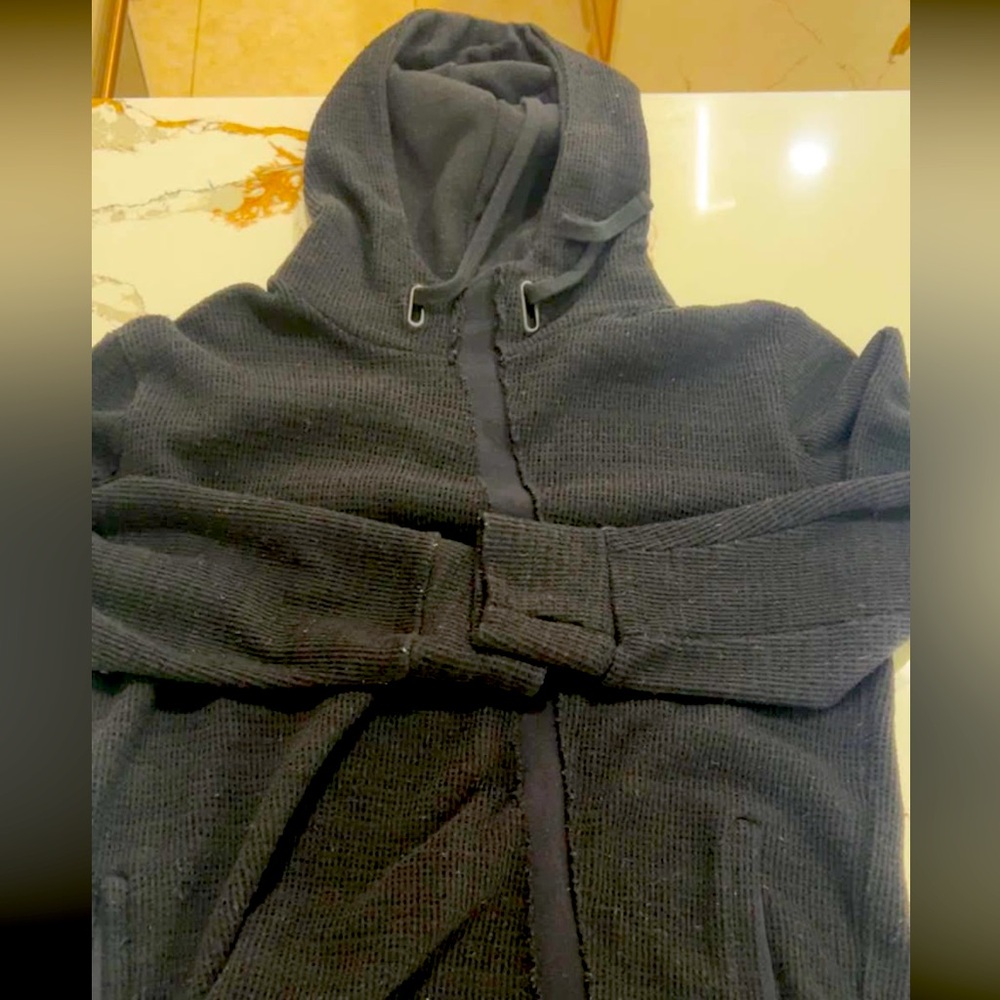 Zara sweater sz M